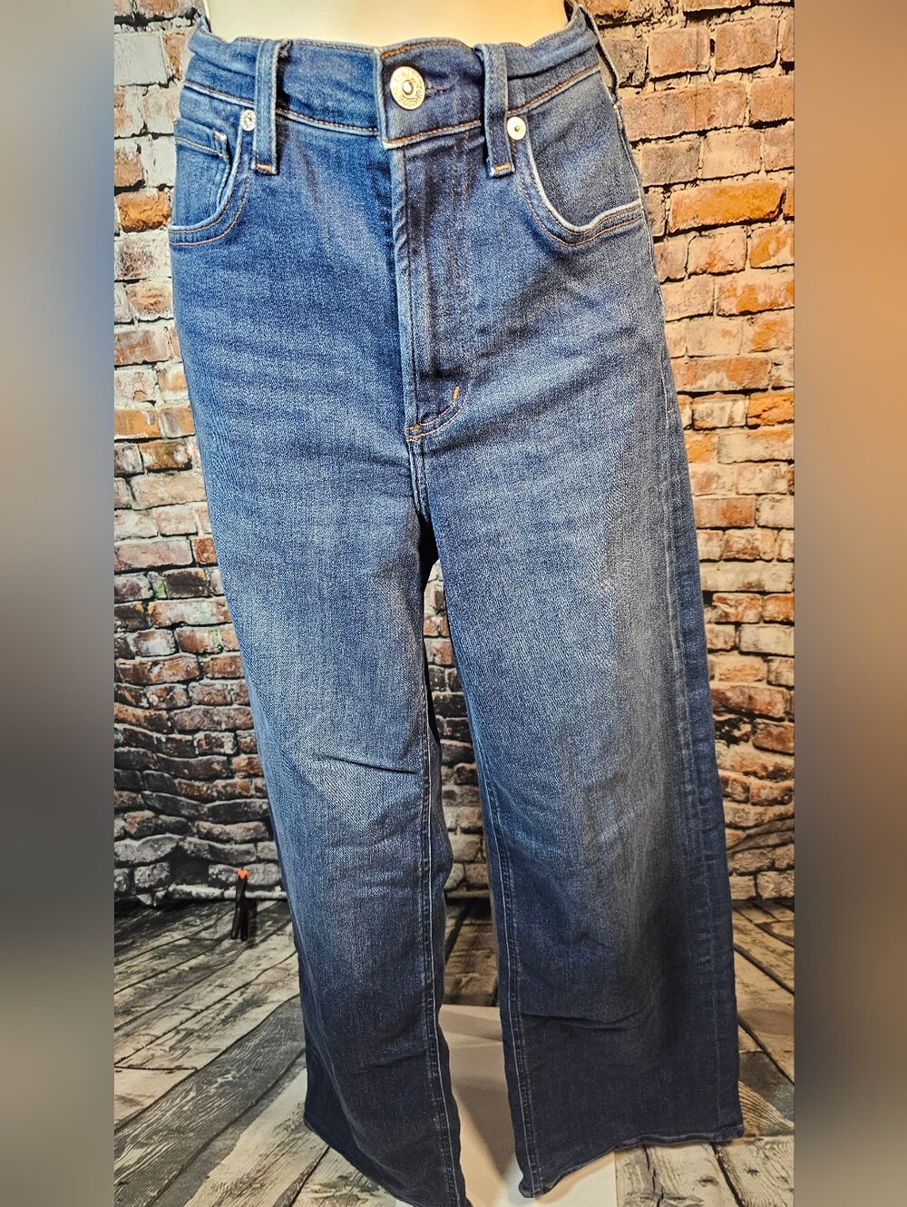 Citizens of Humanity Lyra Wide Leg Jeans Size 24 Medium Wash High Rise Premium